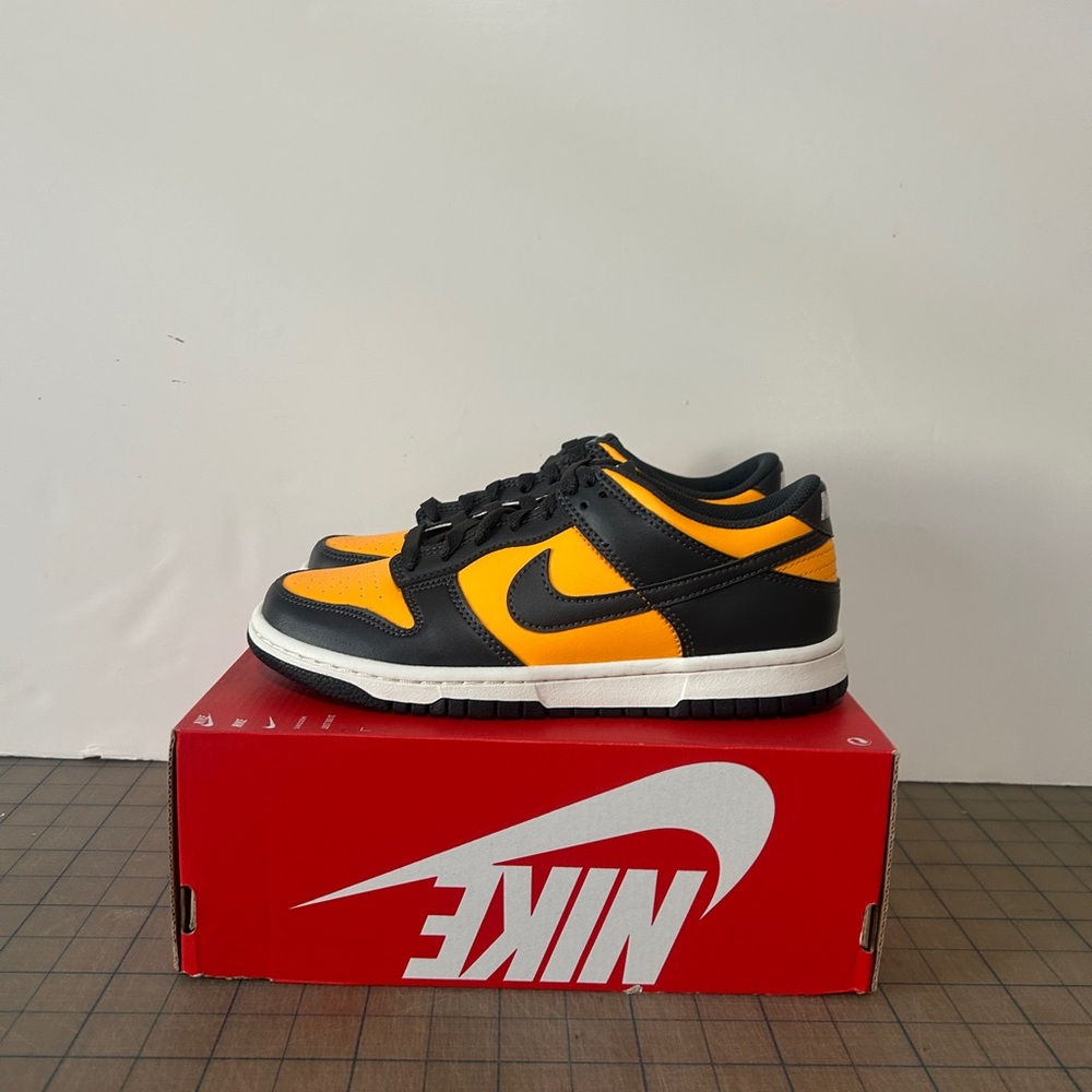 Nike Dunk Low GS ‘Sundial’